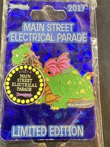 Disney Main Street Electrical Parade Elliott Pin LE 2017 - Picture 1 of 2