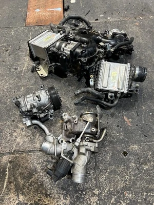 Infinity Q50 3.0 Turbo 2019-2024 Manifull Compresor Ac Y Turbo Lado Conductor Foto 1 de 4