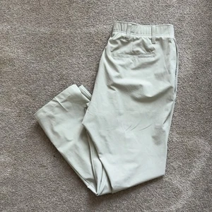 Pantalones Under Armour Para Hombre Talla 40x32 Tostado Caqui Golf Rendimiento Logo Chino Informal - Imagen 1 de 7