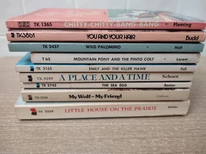 Lot of 9 Vintage 1960s/70s SCHOLASTIC BOOK SERVICES Childrens Chapter Books - Picture 1 of 2