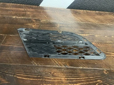 Parrilla de parachoques delantero izquierdo malla BMW E90 LCI 325i 328i 335i 08-12 7198907 Foto 1 de 4