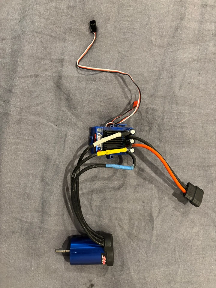 Traxxas Velineon VXL-3S (4 polos) ESC y motor impermeable sin escobillas barra 4x4 Foto 1 de 3