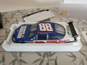 2008 1/24 #88 Dale Earnhardt Jr #88 National Guard / Salute the Troops #326/500 - Picture 1 of 6