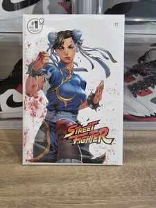 Street Fighter omega #1: Chun Li Battle Damage. Trade Variant. Brand new - Bild 1 von 3