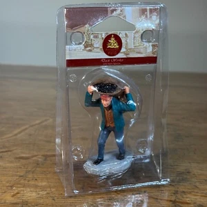 Neu Lemax Enchanted Forest Christmas Dockworker Village Figur - Bild 1 von 3