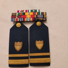 USCG 11-RIBBONS ON RACK IMPRESSIVE +  LTjg. BOARDS--SEE STORE USCG PATCHES