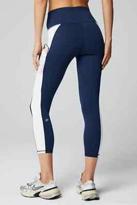 Fabletics cs1933698-8903-17040 capris on the go high waisted deep navy/classic w - Picture 1 of 7
