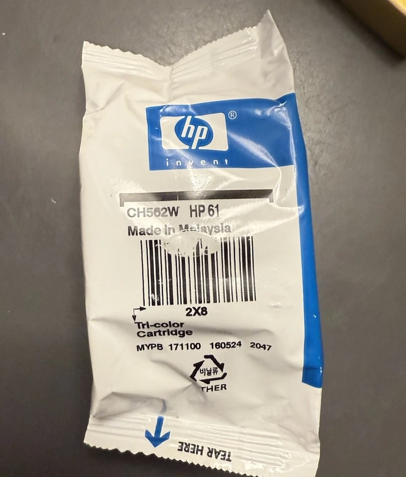 NEW Genuine HP 61 Tri-Color Ink Cartridge in Foil CH562W Sealed Package No Box - Image 1 of 4