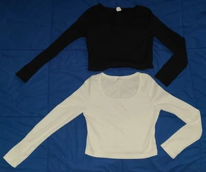 lot of 2 girls long sleeve rib-knit crop top shirts Shein size 8 yrs black white - Picture 1 of 11