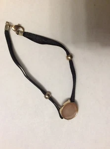 10 neue Urban Outfitters Mädchen Armbänder so süß! - Bild 1 von 10