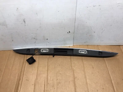 MERCEDES BENZ ML350 ML450 ML550 2009-2011 (W164) MOLDURA TRASERA CON CÁMARA DE VISIÓN Foto 1 de 4