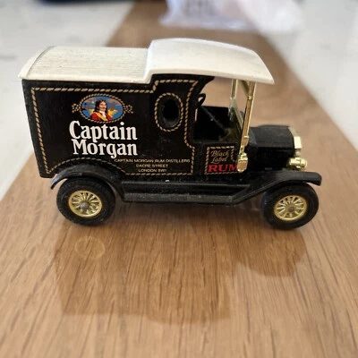 Y-12 FORD MODEL T 1912 CAPTAIN MORGAN, ECH:1/35 - Photo 1/4