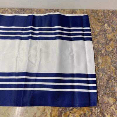 TABLE RUNNER BLUE & WHITE 70" X 16" 100% POLYESTER. PRE-OWNED - Image 1 of 4
