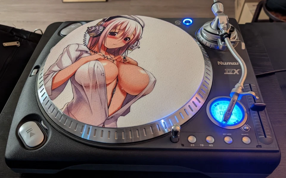 2 Numark TTX1 Turntables, 2 Numark CC-1 cartridges/2 slipmats , 2 RCA/Pwr crds  - Image 1 of 4