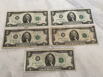 1976 Circulated Two Dollar Bills Lot of 5 - Image 1 of 4