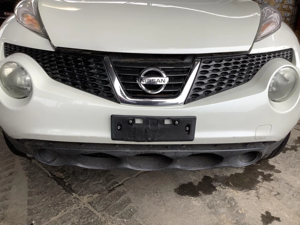 Parrilla delantera usada se adapta a: Nissan Juke 2012 montado en parachoques delantero grado A Foto 1 de 4