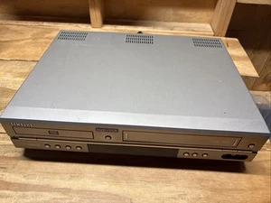 Samsung DVD/VHS DVD-V2000 Dual Deck VCR Combo 4 Head Hi-Fi Stereo No Remote - Picture 1 of 11