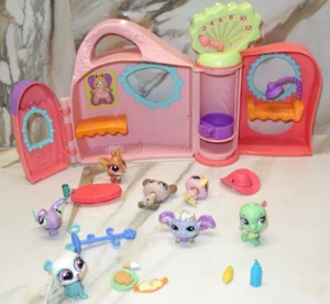 Littlest Pet Shop Get Better Center House Vet With Pets - Picture 1 of 11