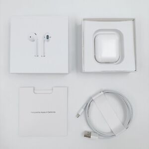 Apple Airpods 2nd Generation Bluetooth Earbuds Earphone / White Charging Case US