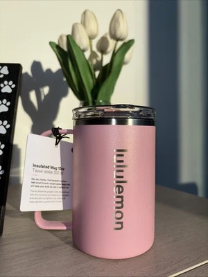 Taza aislante rosa Lululemon 12 OZ 🎀  Foto 1 de 4