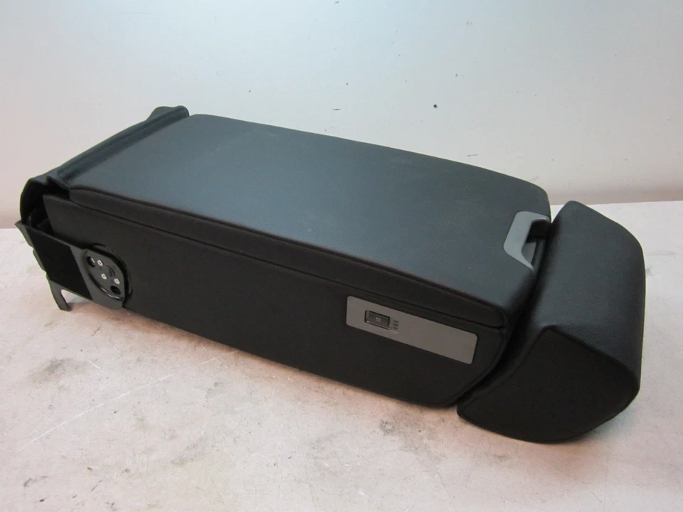 nn802216 BMW 745Li 745i 2002 2003 2004 2005 Rear Seat Center Armrest Storage OEM - Изображение 1 из 4