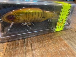 River 2 Sea Wood'n Minnow 160 Floating Swimbait color WM-01 NEW in Box - Picture 1 of 7