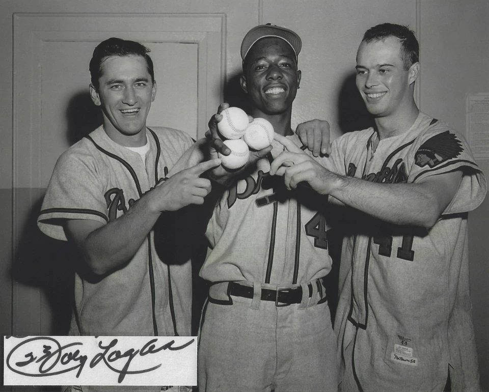 Foto firmada autografiada por Johnny Logan de 8x10 - MLB Braves Pirates con Aaron - con certificado de autenticidad Foto 1 de 1