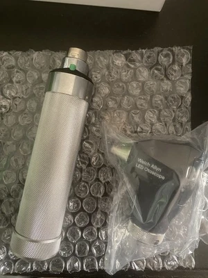 Головка отоскопа Welch Allyn 238-3 MacroView Plus с перезаряжаемой ручкой - Изображение 1 из 4