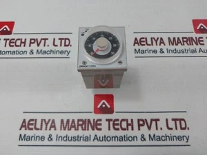 OMRON H3BA-N8H Timer Module 5A 250VAC 0-30 Sec 24 VDC - Picture 1 of 7