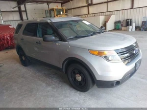AC Condenser Fits 14-19 EXPLORER 484630 - Picture 1 of 12