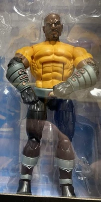 Luke Cage Marvel Legends from Defenders Box Set Yellow shirt Amazon Exclusive 6" - Image 1 of 2