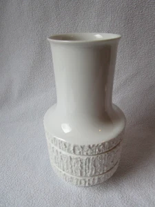 THOMAS Arcta Design weiß Porzellan mittlere Vase 19,5x7,2-10cm unbeschädigt - Picture 1 of 7