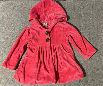 南瓜布贴小女孩红色连帽外套,尺寸 3 — 第 1/4 张图片