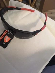 khan polerized KN 5270 SD Sunglasses Red Black Frame Black Lens - Picture 1 of 3