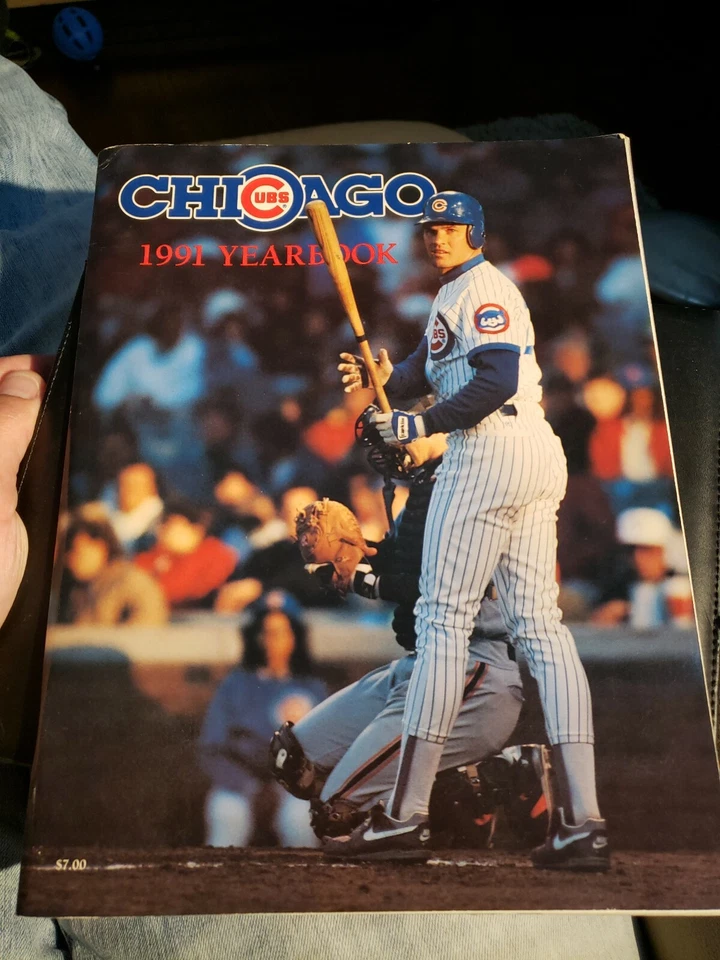 1991 Chicago Cubs Yearbook MLB Ryne Sandberg Cover Andre Dawson - Image 1 of 4