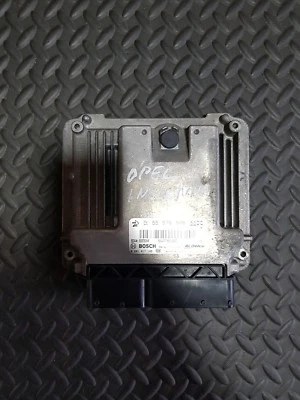 Centralina Del Motore Vauxhall Opel Insignia 2.0 Cdti 09-2014 Ecu 0281017105 - Immagine 1 di 4