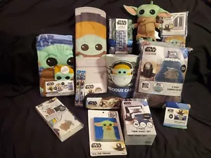 Star Wars Mandalorian Baby Yoda. Arredamento camera Grogu - a scelta - Foto 1 di 86