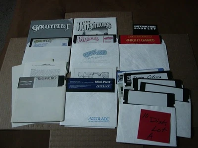 Commodore (10) 5.25" Disks Lot A, Gauntlet, Honeymooners, Knight Games + - Image 1 of 4