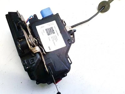 Mecanismo de bloqueo de puerta trasero derecho Volkswagen Jetta 2006 1k5839 #2179819-07 Foto 1 de 3