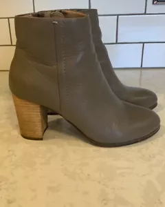 Vionic Womens Oyster Gray Perk Kennedy Side Zip Block Heel Bootie Boots Size 8 - Picture 1 of 10