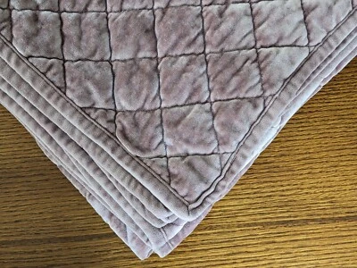Threshold Velvet Quilt Comforter Queen Luxe Diamond Blanket Bedspread Pink Mauve - Image 1 of 4