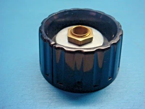 (1) PERNO GIRATORIO DE PLÁSTICO MENTOR 4334.6000 CON FIJACIÓN DE CUELLO 36mm SIN MARCAR - Imagen 1 de 11