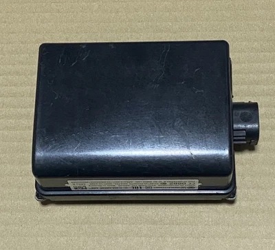 Mercedes Genuine Distronic Radar Sensor A0009007907 - Image 1 of 4