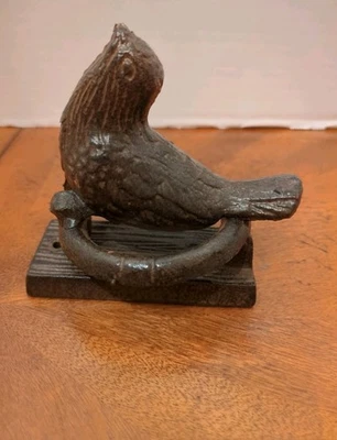 Figura de pájaro de metal de hierro fundido anillo llamador de puerta hecho a mano decoración del hogar Foto 1 de 4