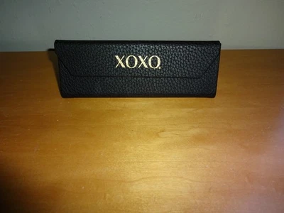 XOXO Triángulo Gafas de Sol/Gafas Estuche de Diseñador - 6.2"x2" Negro/Verde azulado - Solo Estuche Foto 1 de 4
