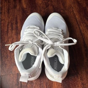 Moolah Men's White Athletic Sneakers basketball shoes size 10 - Picture 1 of 6