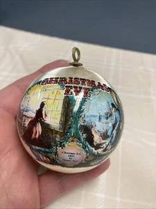 Vintage Heiligabend 1862 von Thomas Neal Satin Ornament - Bild 1 von 8