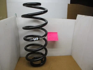 Genuine GM Rear Coil Spring 15182554 - Picture 1 of 3