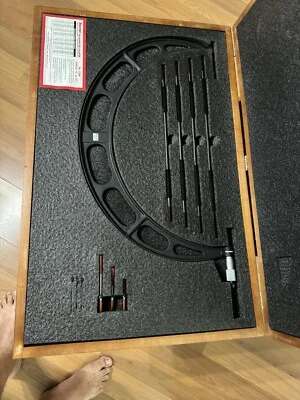 Starrett No. 224 16''-20'' SET E Outside Micrometer W/ Standard Wood Case - Image 1 of 4