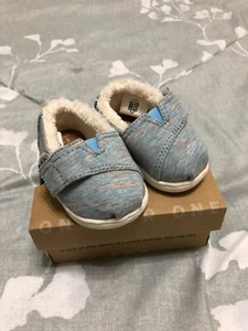 TOMS Girl's Classic Heather Jersey Faux Shearling Alaskan Blue Tiny 2 - Picture 1 of 4